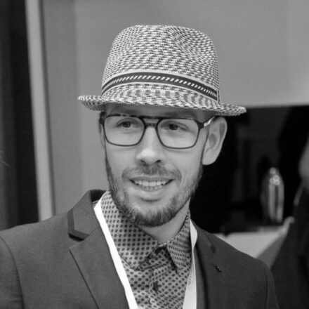Featured author image: Utiliser le content spinning pour le SEO : Bonne ou mauvaise idée ?