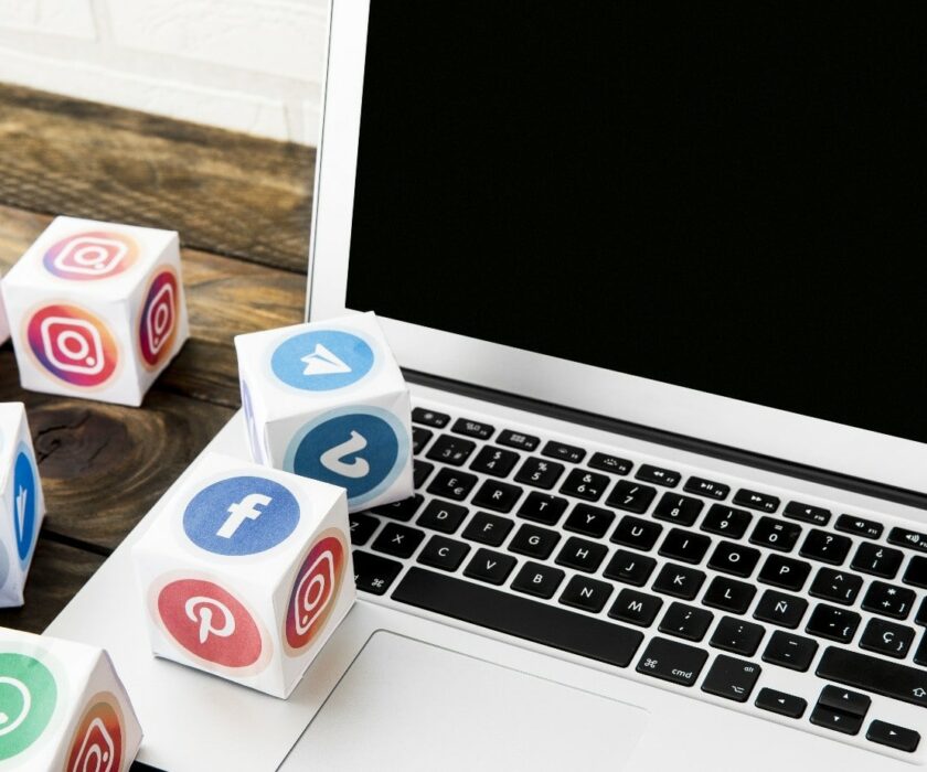 avantages et inconvénients des médias sociaux pour les entreprises